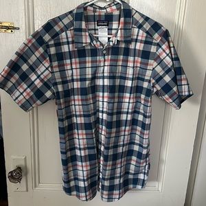 Patagonia Casual Button down shirt size L